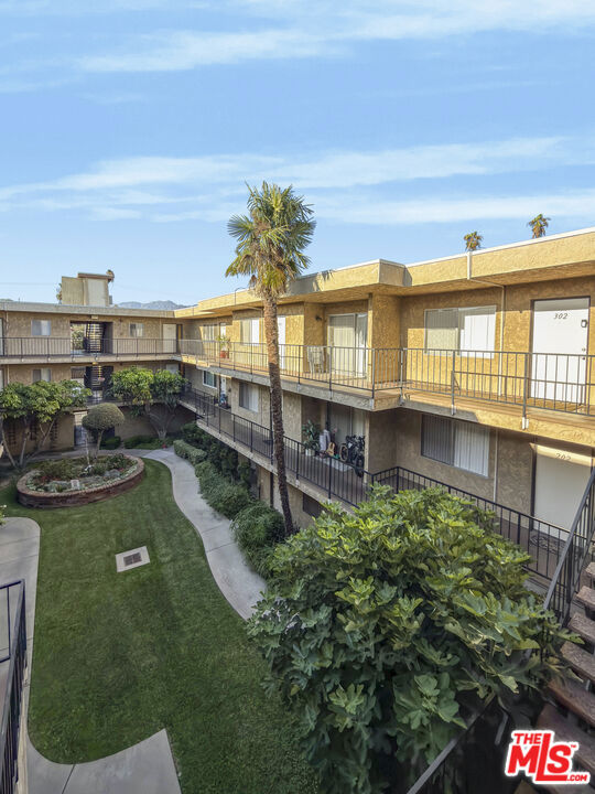 main property photo 24