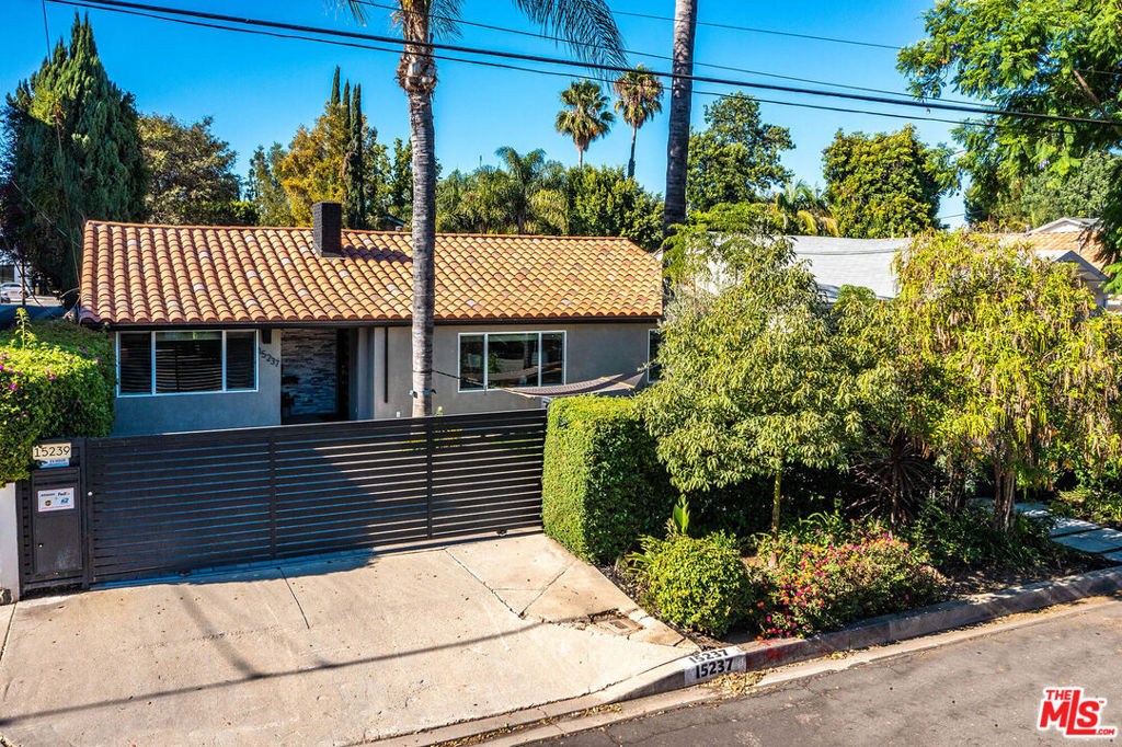 main property photo 58