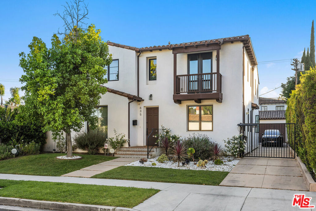 main property photo 37