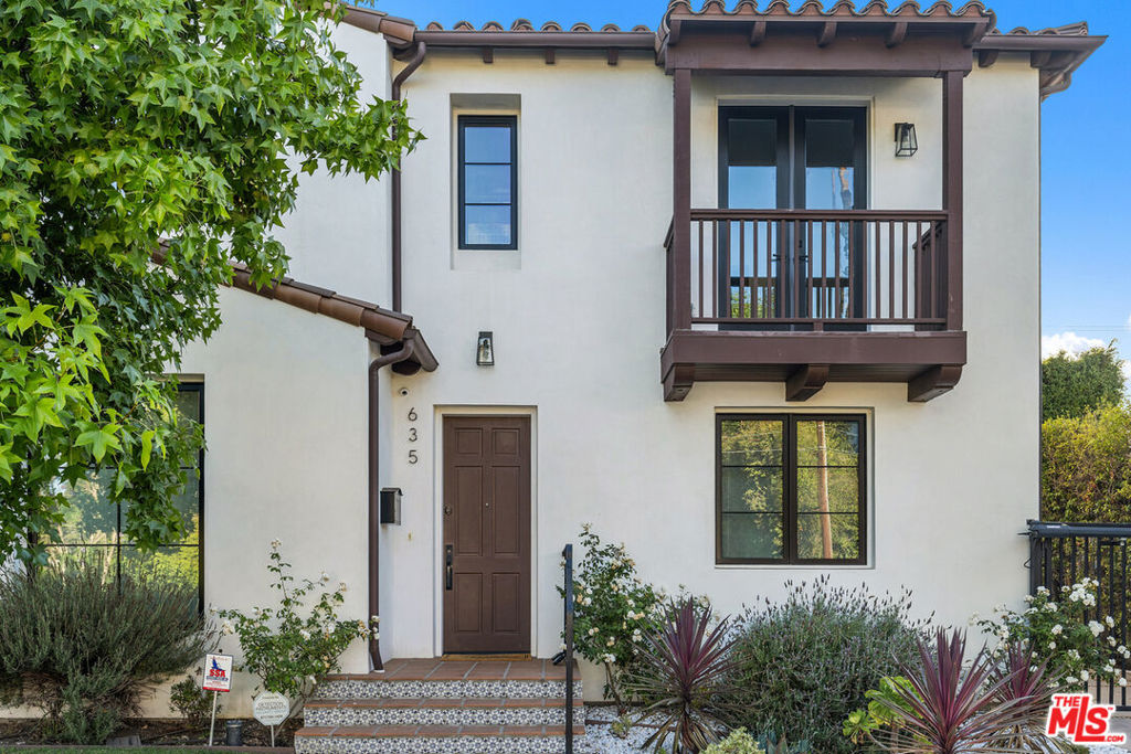 main property photo 41