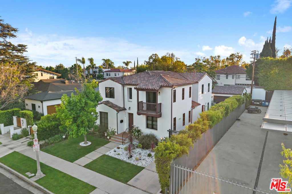 main property photo 47