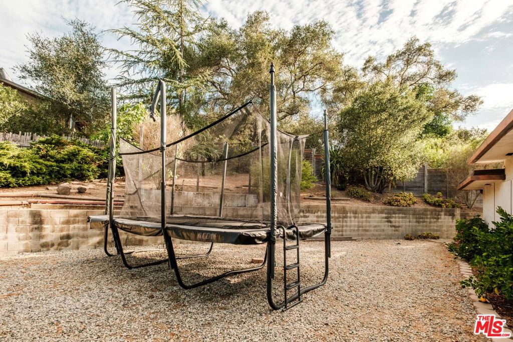 main property photo 67