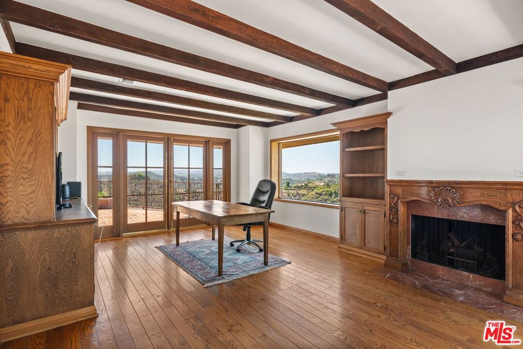 main property photo 25