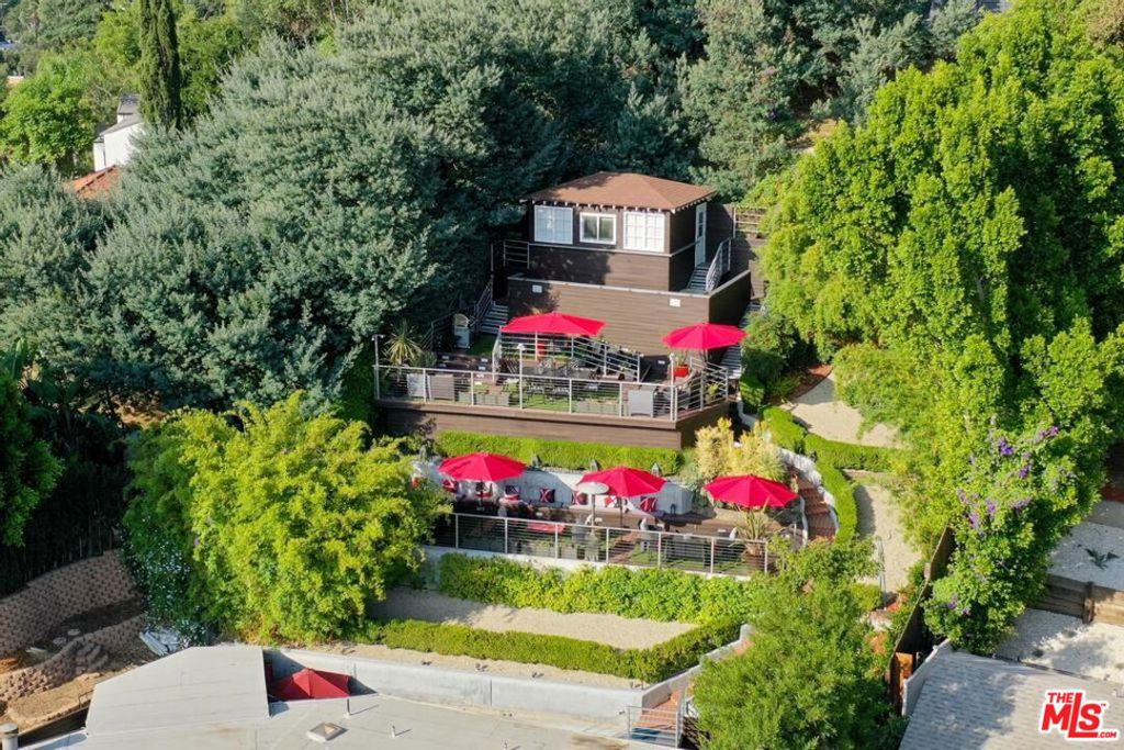main property photo 25