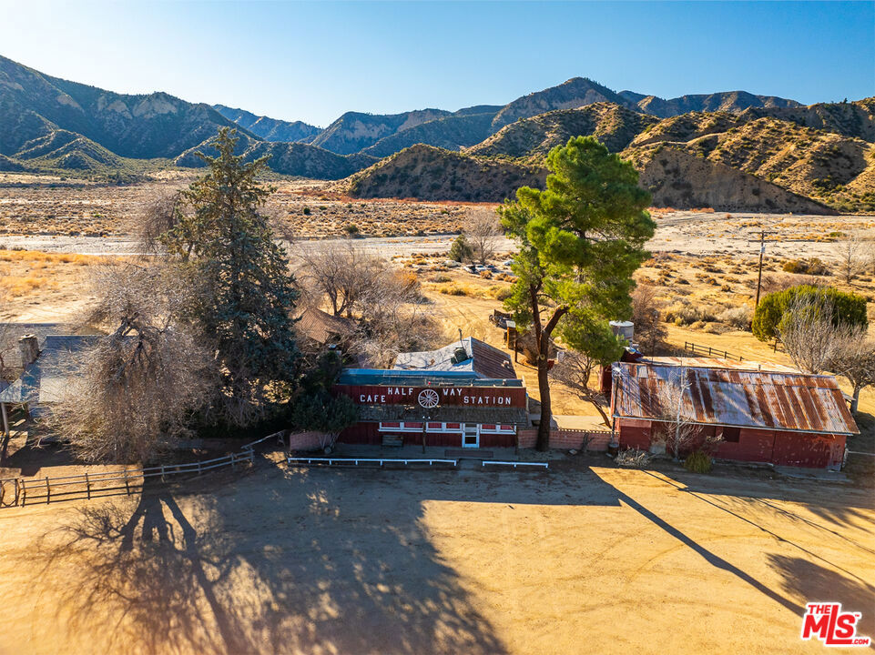 main property photo 41