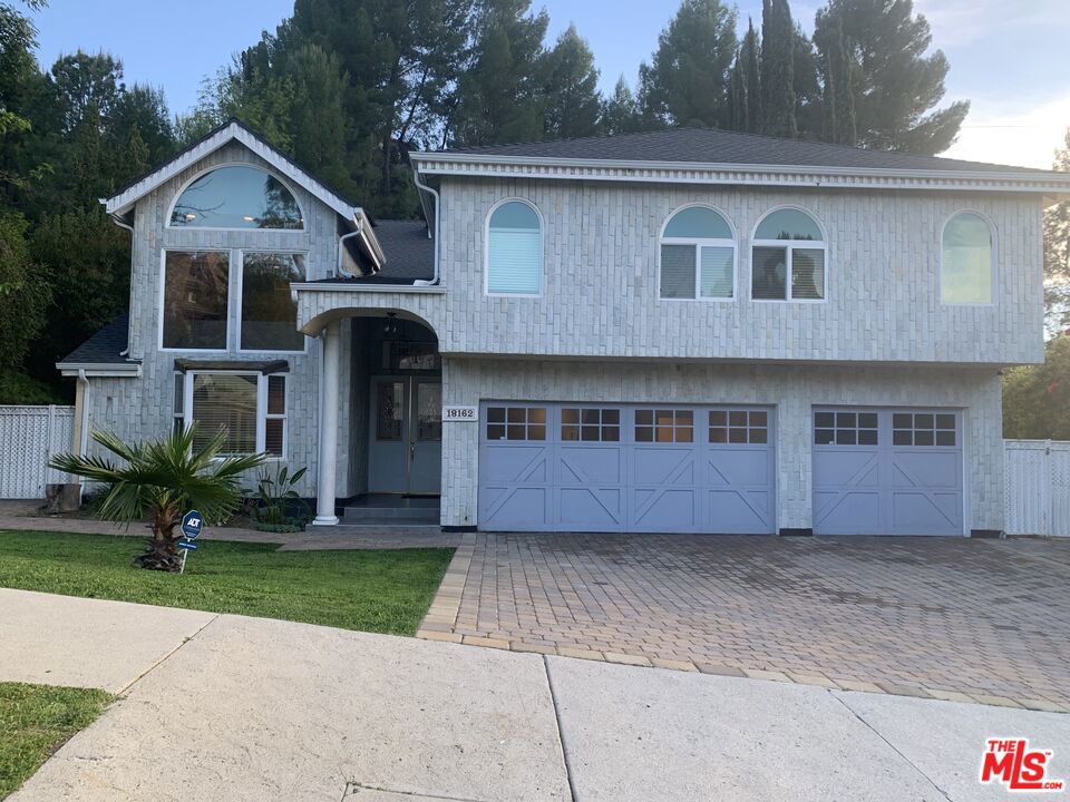 main property photo 1