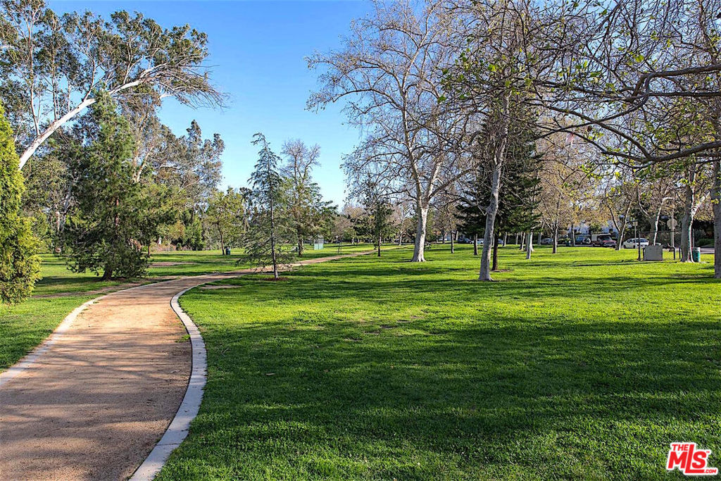 main property photo 69