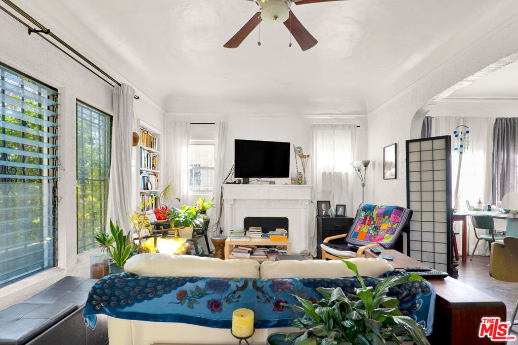 main property photo 14
