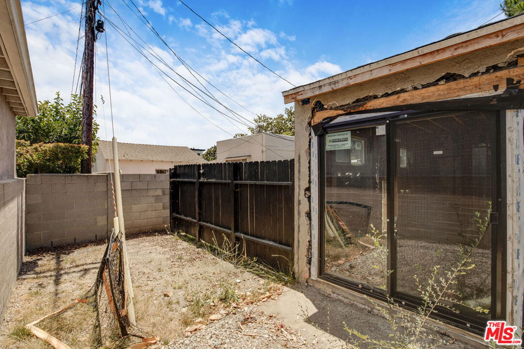 main property photo 22
