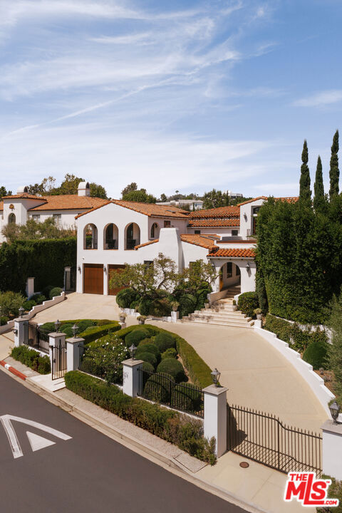 main property photo 29