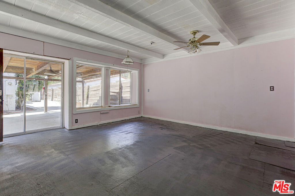 main property photo 59