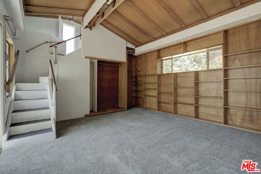 main property photo 61