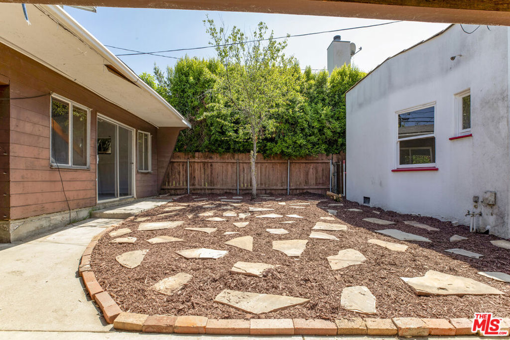 main property photo 64
