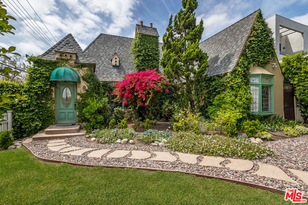 main property photo 4