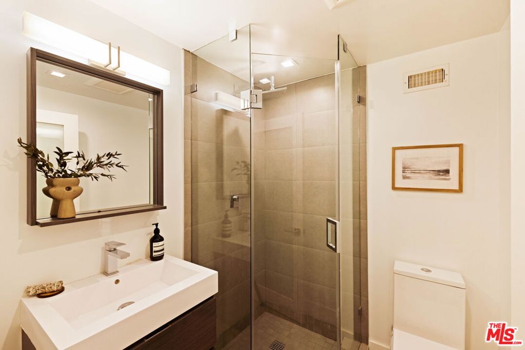 main property photo 72