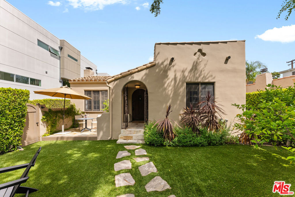main property photo 13