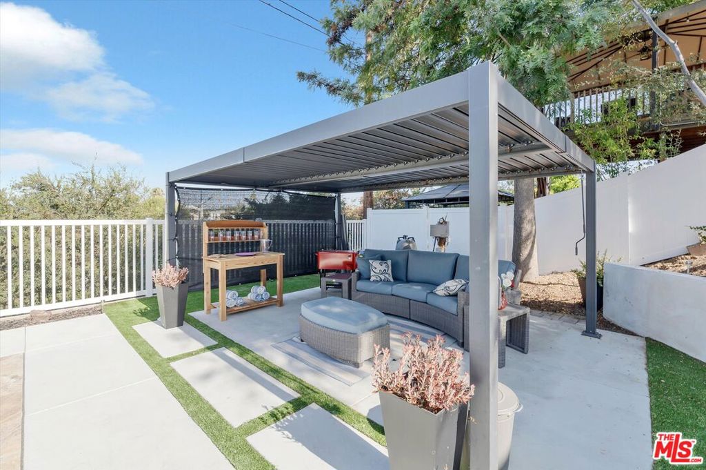 main property photo 53