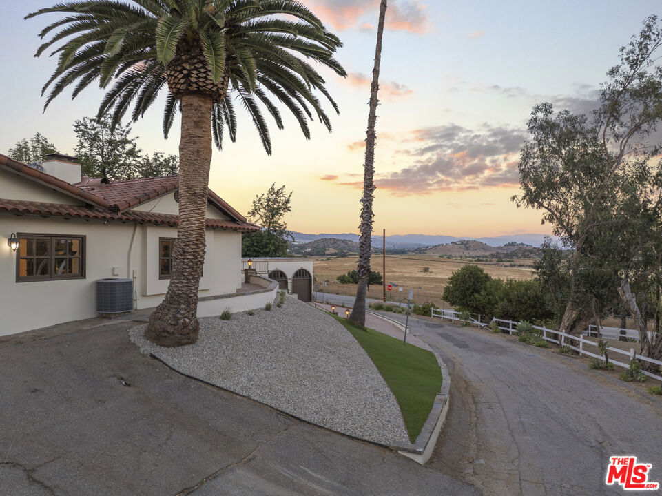 main property photo 67