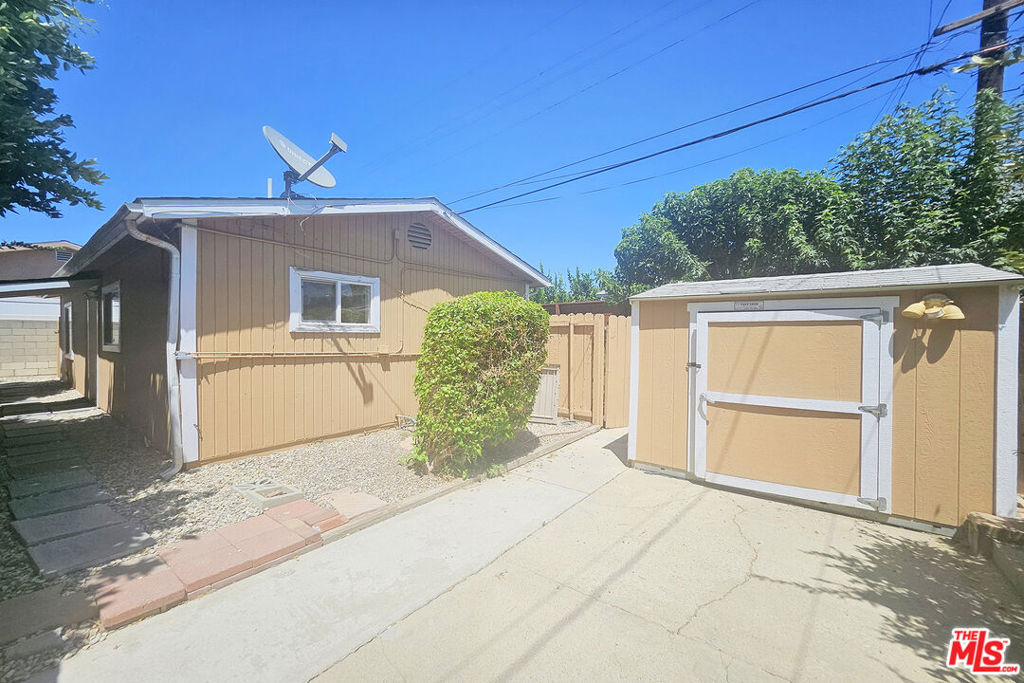 main property photo 22