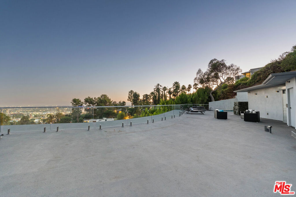 main property photo 53