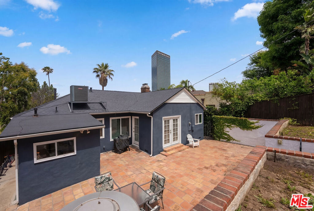main property photo 16