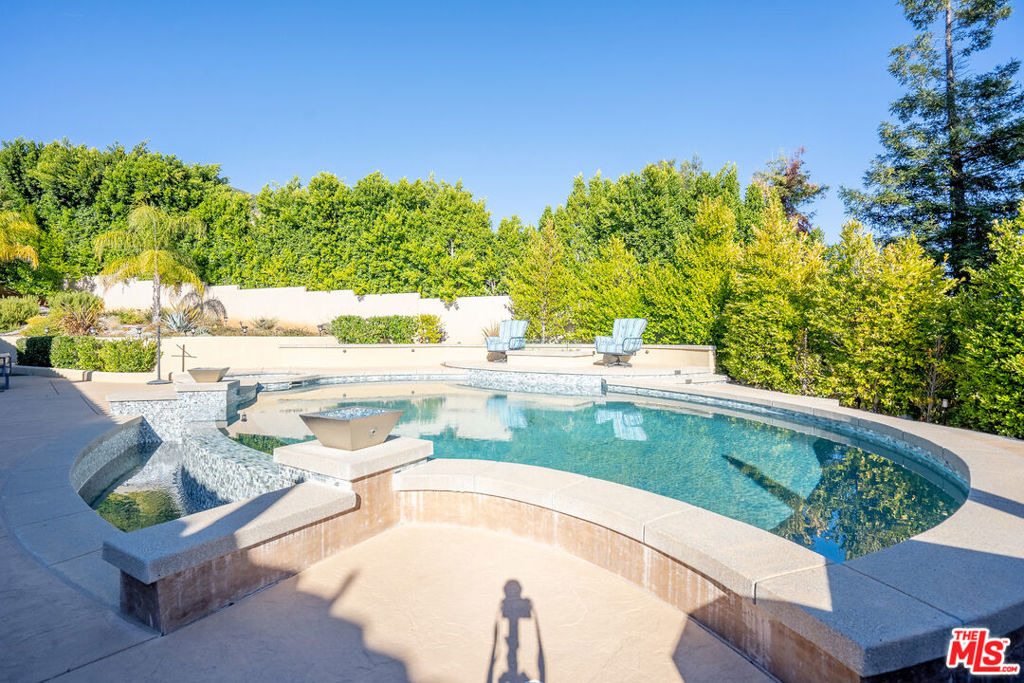 main property photo 68