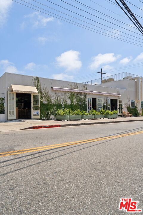 main property photo 35