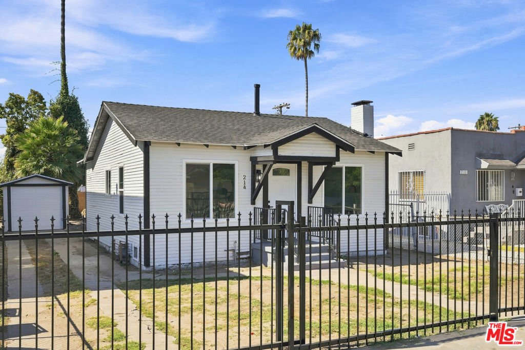 main property photo 2