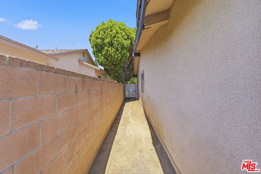 main property photo 58
