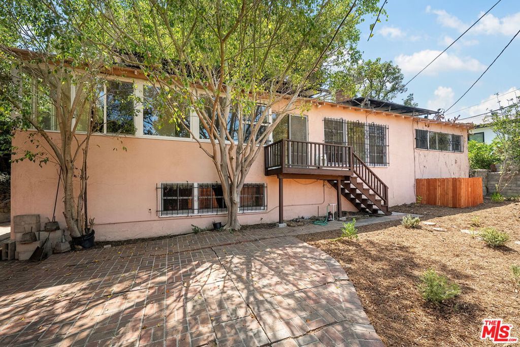 main property photo 35