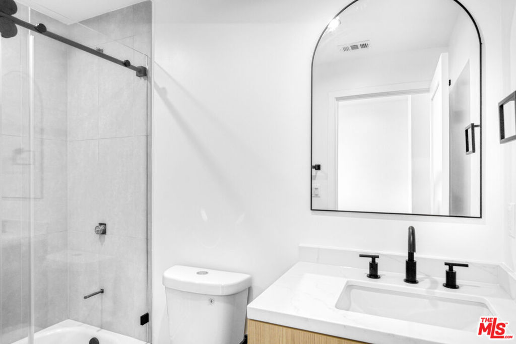 main property photo 66