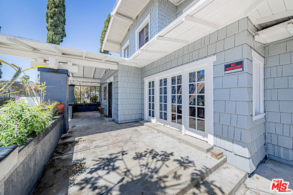 main property photo 41