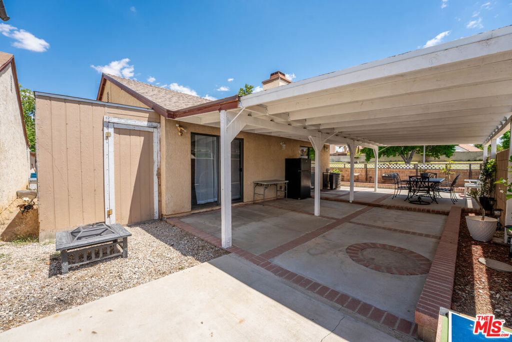 main property photo 23