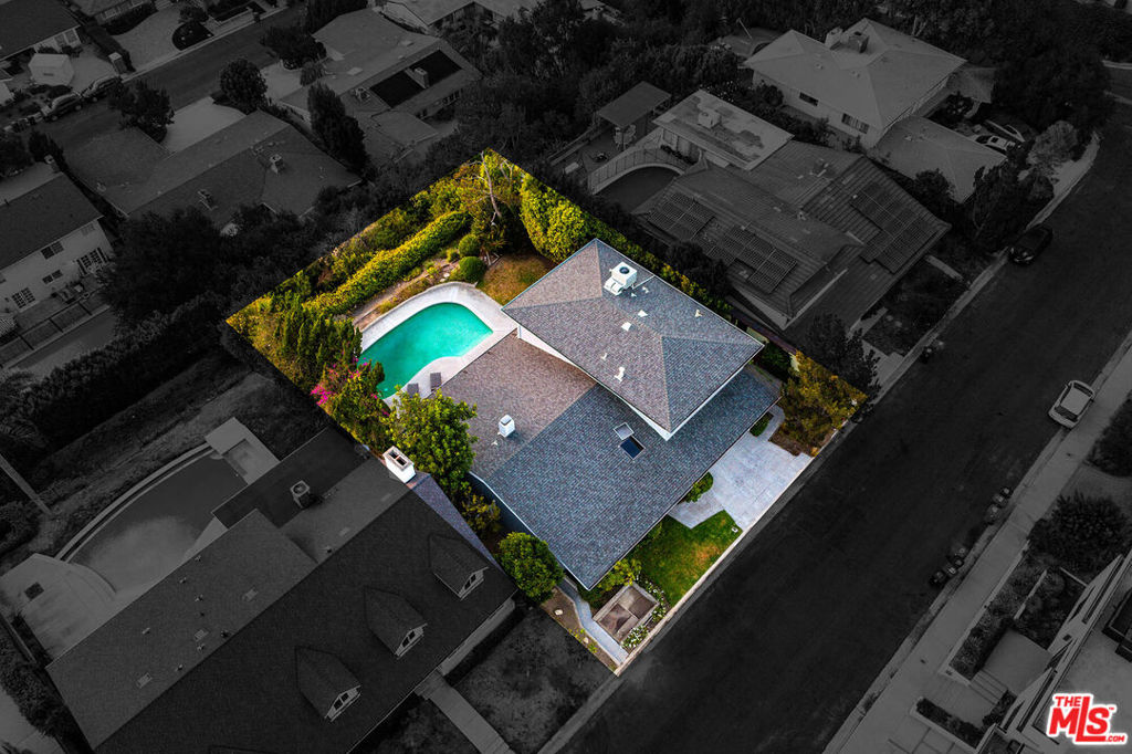 main property photo 66