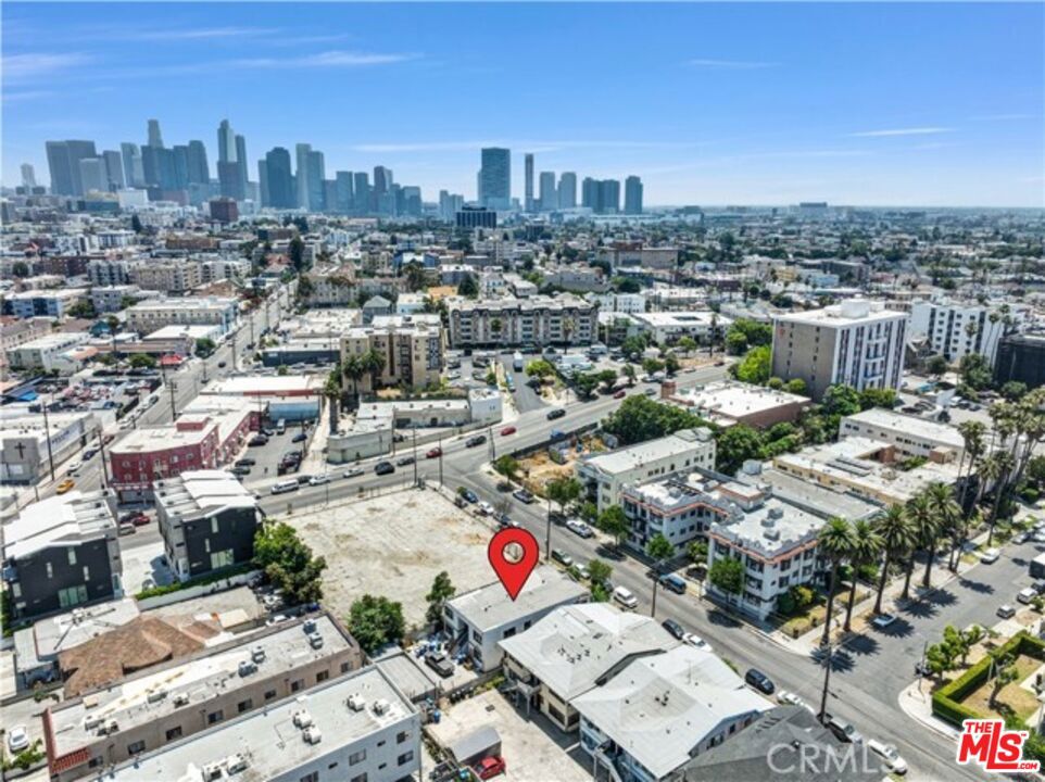 main property photo 18