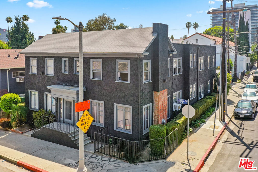 main property photo 3