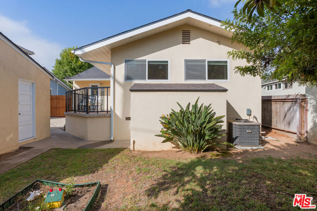 main property photo 13