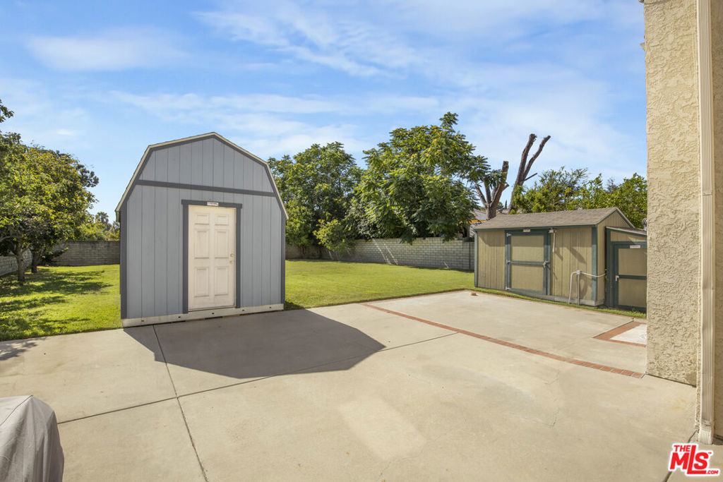 main property photo 39