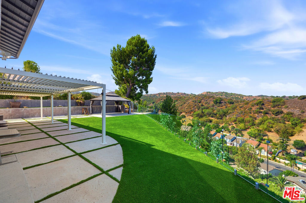 main property photo 46