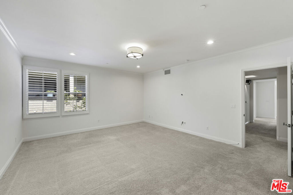 main property photo 69