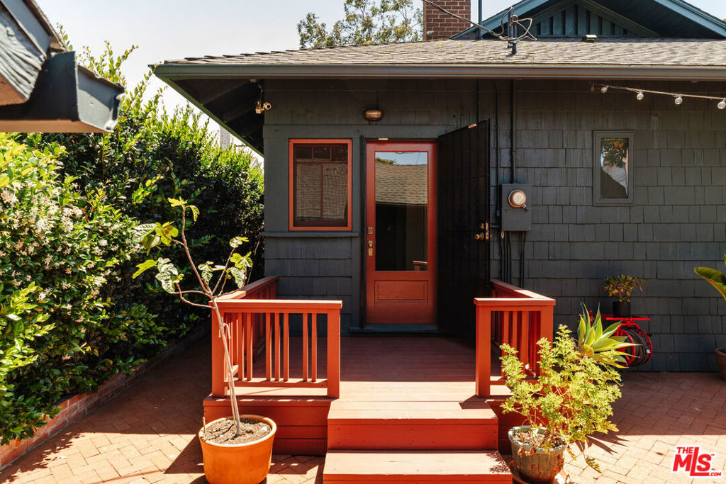 main property photo 44