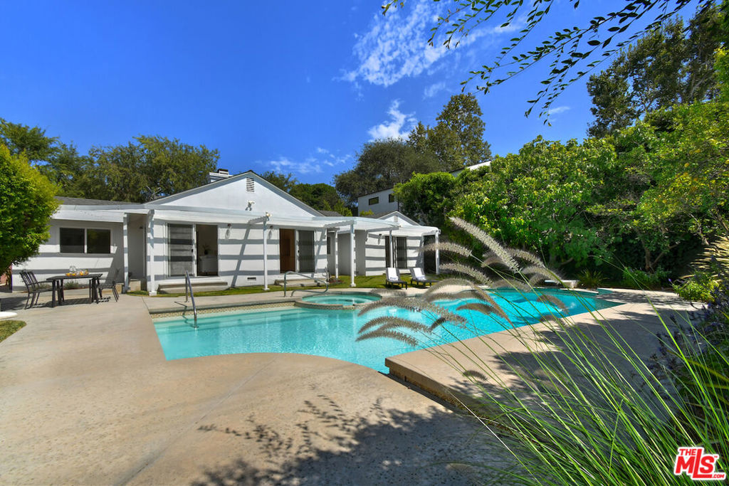 main property photo 54