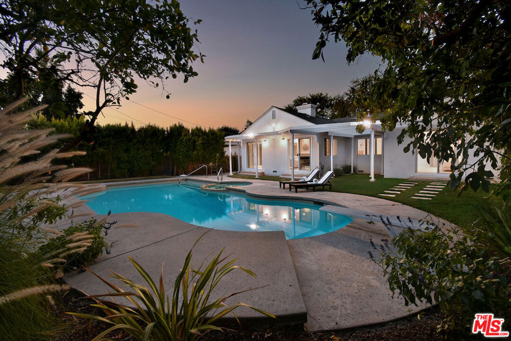 main property photo 59