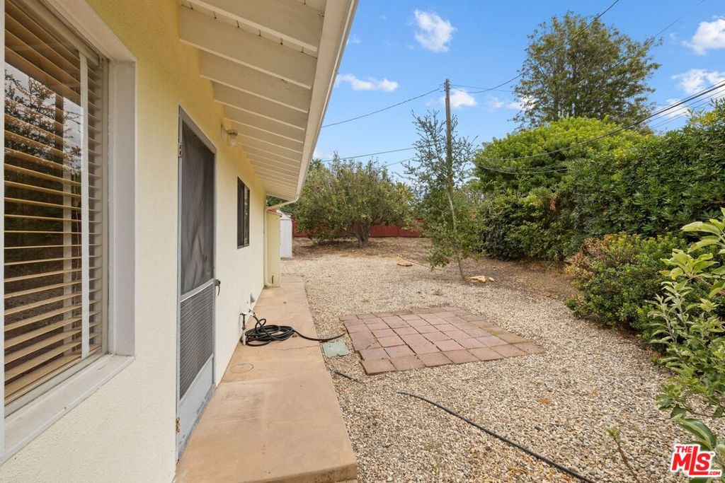 main property photo 54