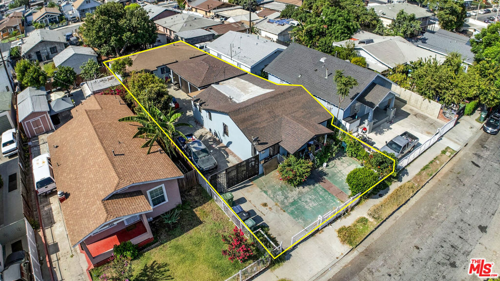 main property photo 12