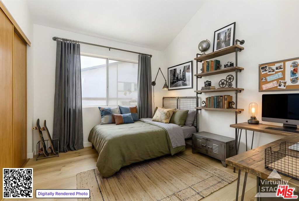 main property photo 25