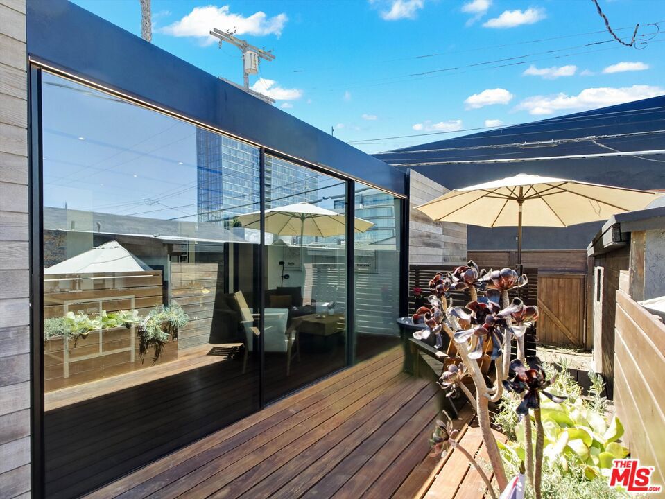 main property photo 54
