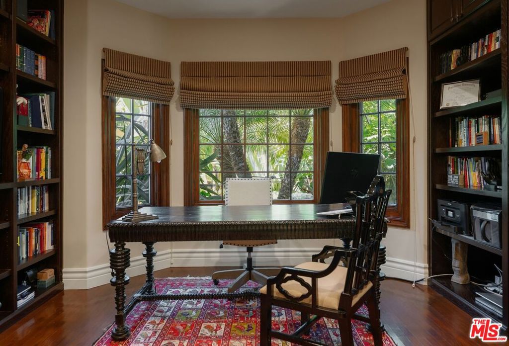 main property photo 14