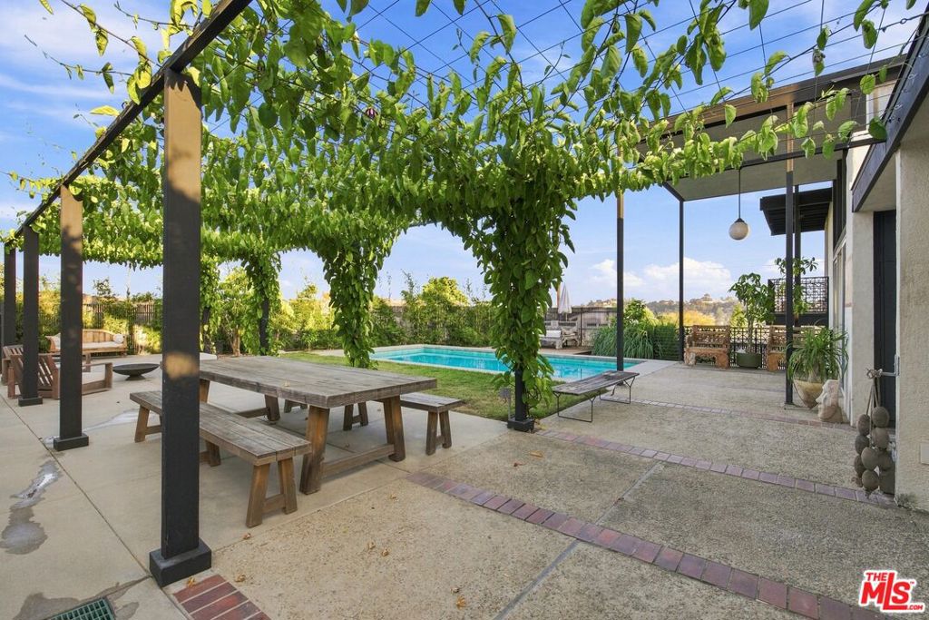 main property photo 52