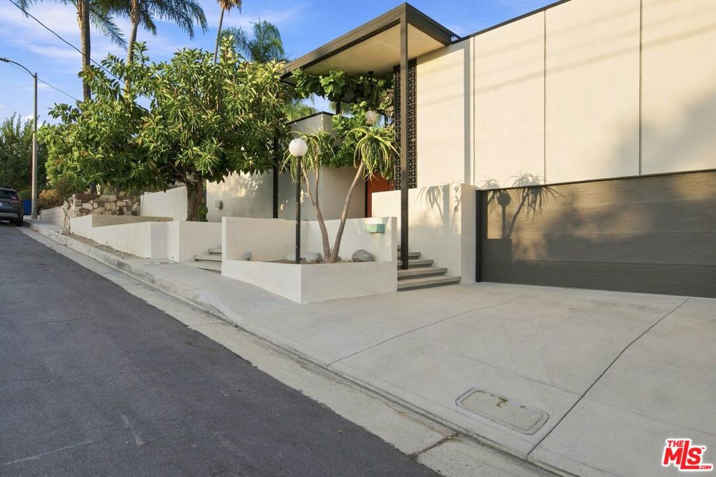 main property photo 58